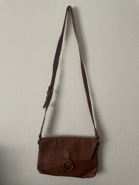 Universal Thread Brown Leather Crossbody Bag with Ring Accent